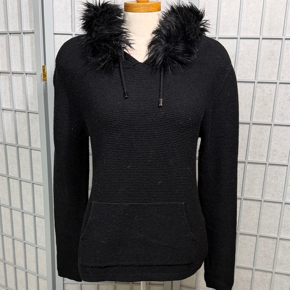 Angela Mara, Stylish Black Sweater with Faux Fur Hood, Size Large